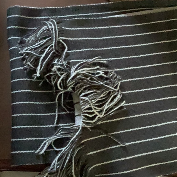 Striped dark grey and light grey Scarf - Picture 5 of 8